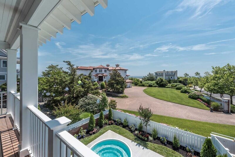 803 Seaview Road