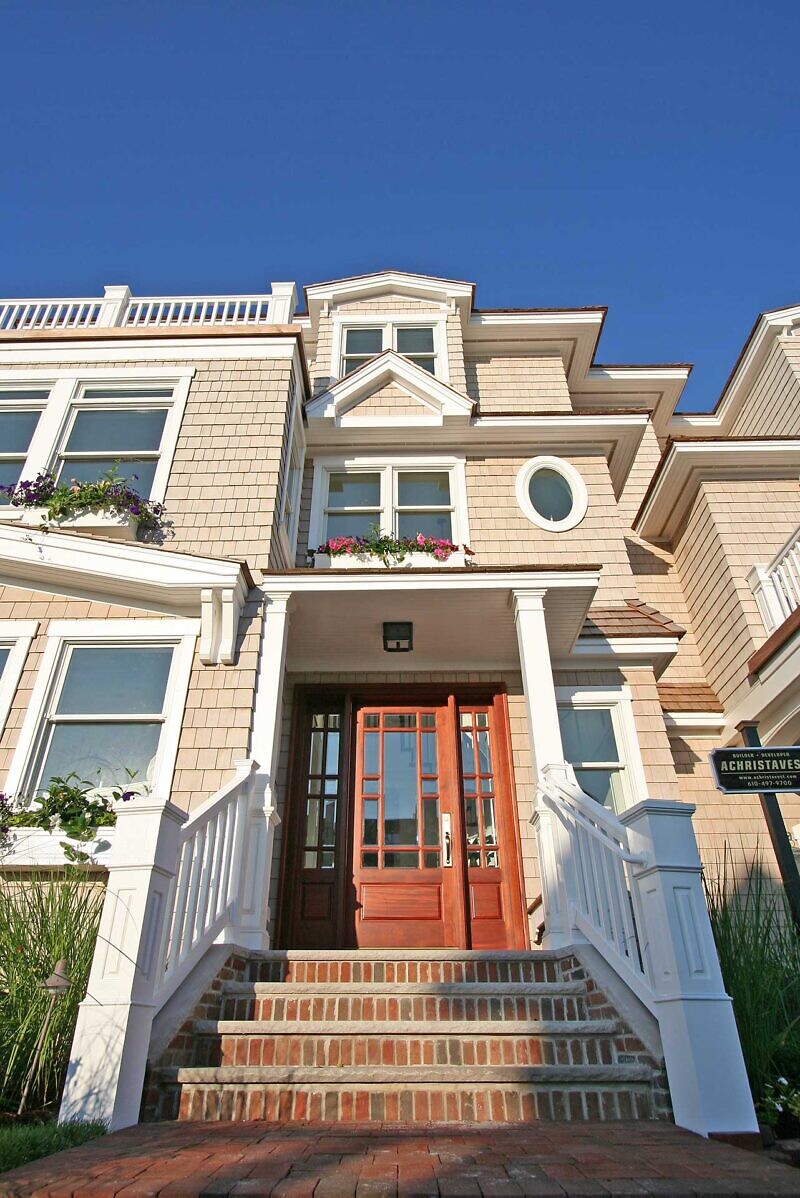 104 Pelham Ave